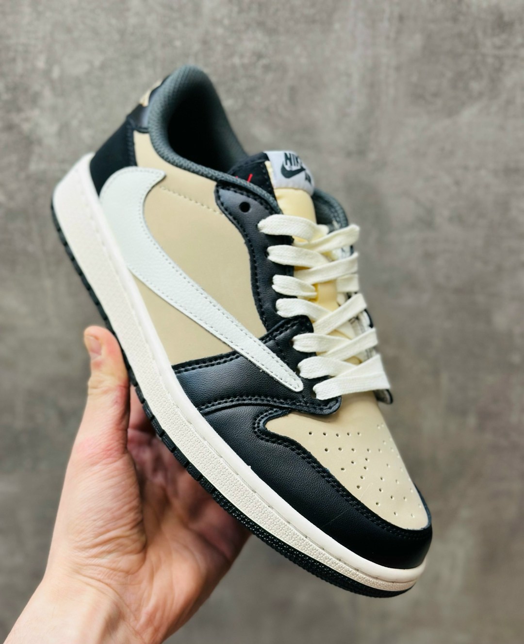 кроссовки nike air jordan 1 low x travis scott,кроссовки nike air jordan 1 low travis scott,nike air jordan 1 travis scott low,air jordan 1 low travis scott,кроссовки air jordan 1 low og из коллаборац
