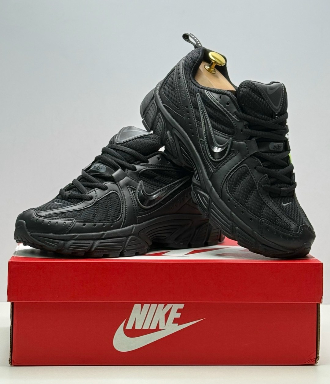 nike кроссовки,кроссовки мужские nike,nike zoom vomero 5 triple black,кроссовки мужские женские,кроссовка мужской