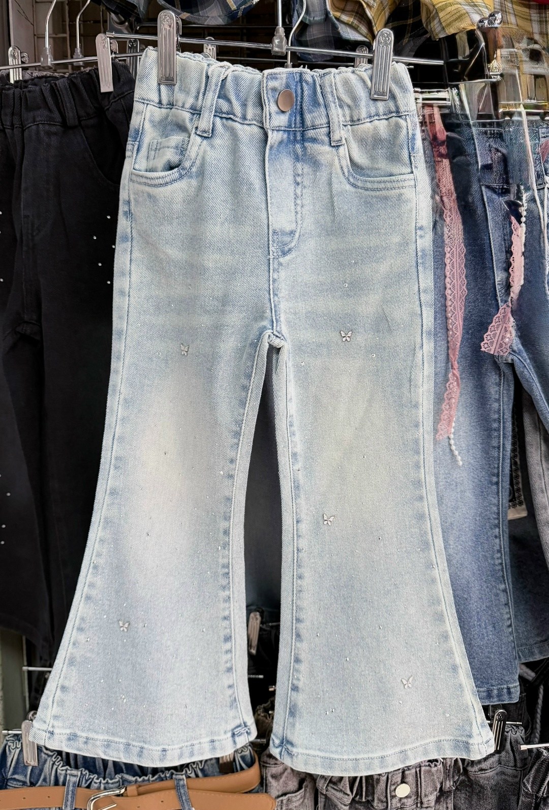 джинсы для девочек,модные джинсы,джинсы для девушек,стильные джинсы,джинсовые брюки