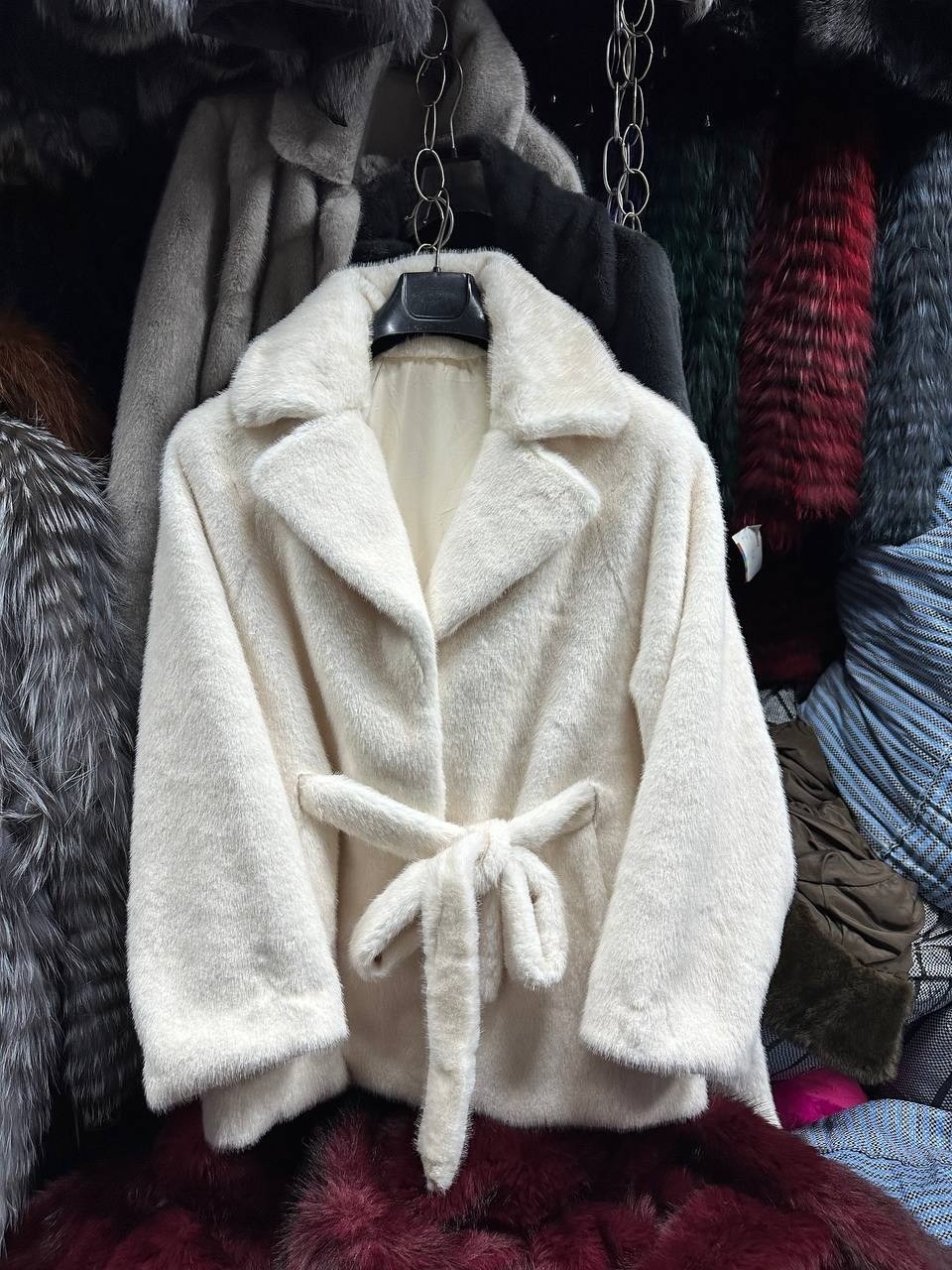 шуба модная,женская верхняя одежда шуба,шуба норковая,шуба,шуба искусственная женская короткая victoria furs