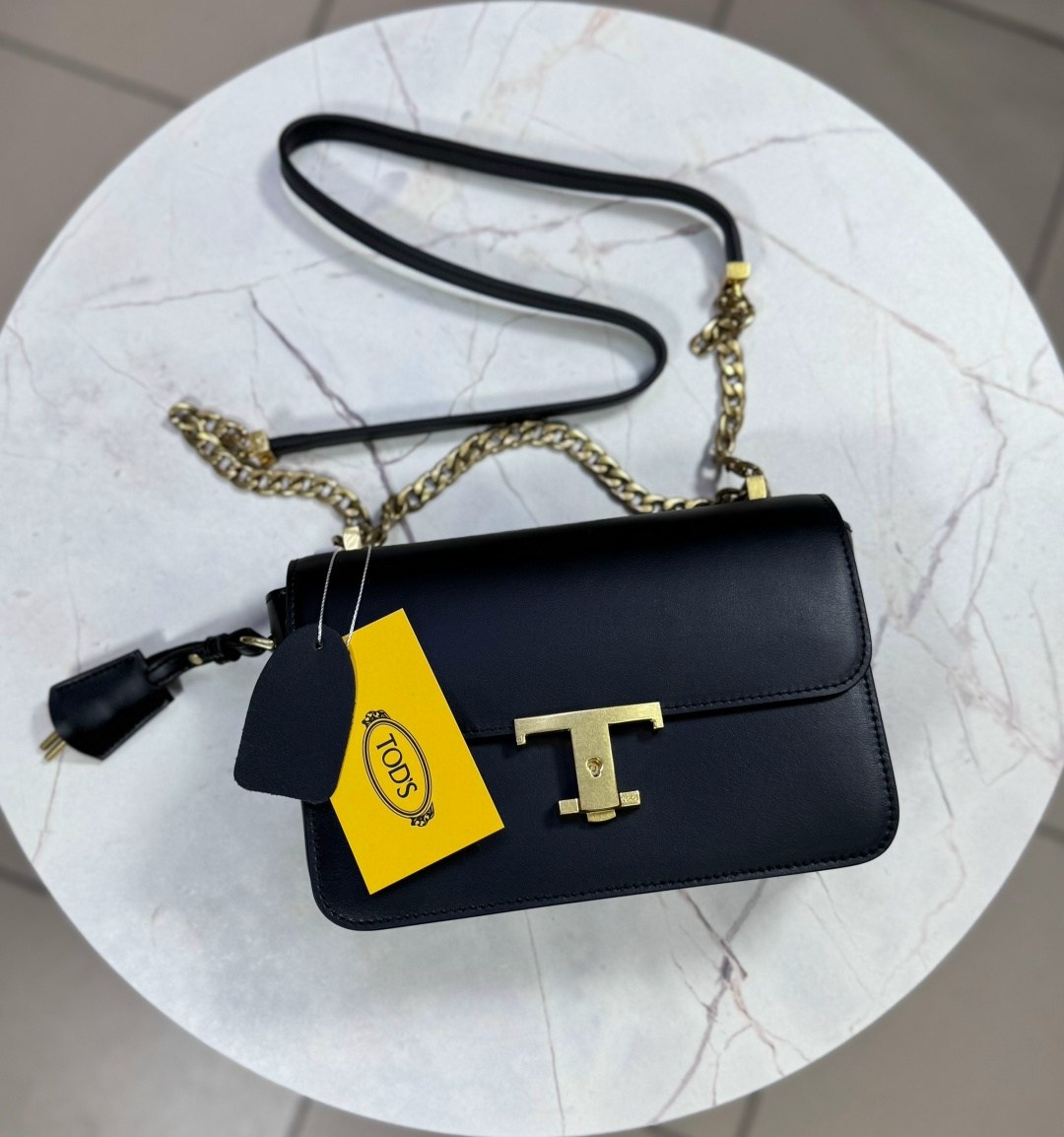 сумка,tod’s сумка багет на плечо,сумка на плечо,сумки модные,сумки женская