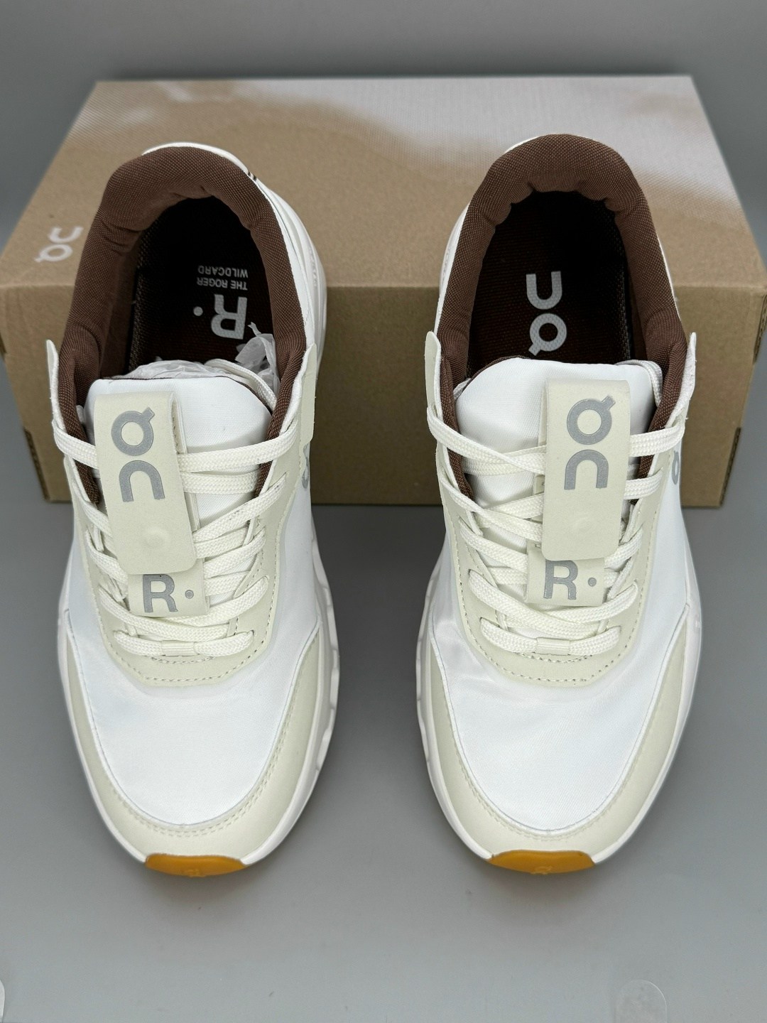 кроссовки,кроссовки on,спортивная ,кроссовка,кроссовки мужские женские