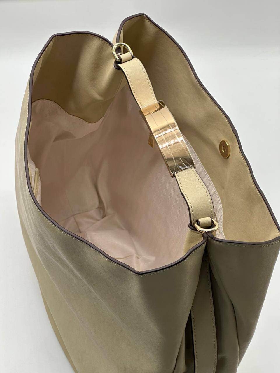 сумка,сумки женская,сумки брендовая,сумки коричневый,сумка мешок