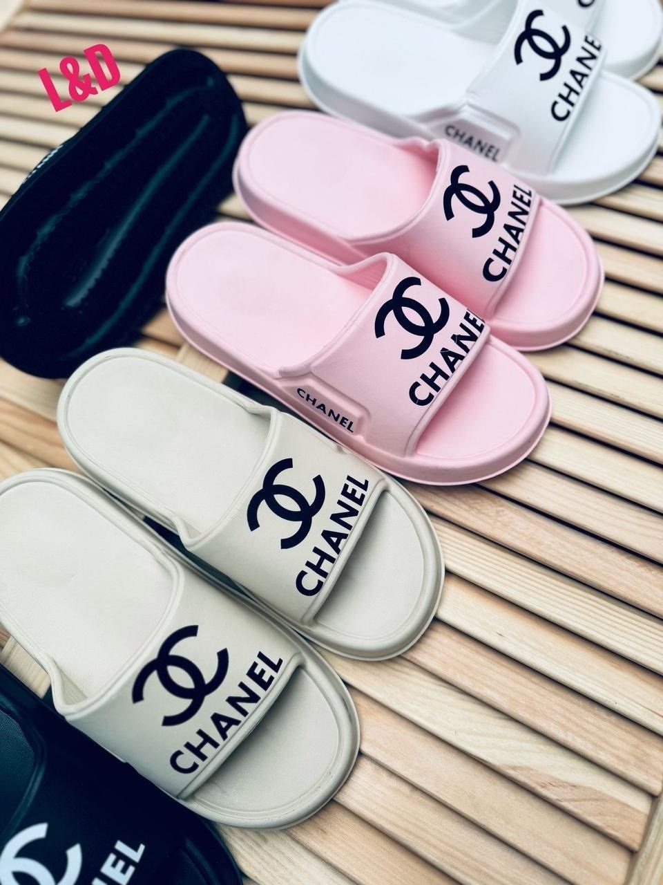 шлепанцы chanel,шлепанцы шанель,шлепки шанель белые,шлепки шанель,шлепанцы женские