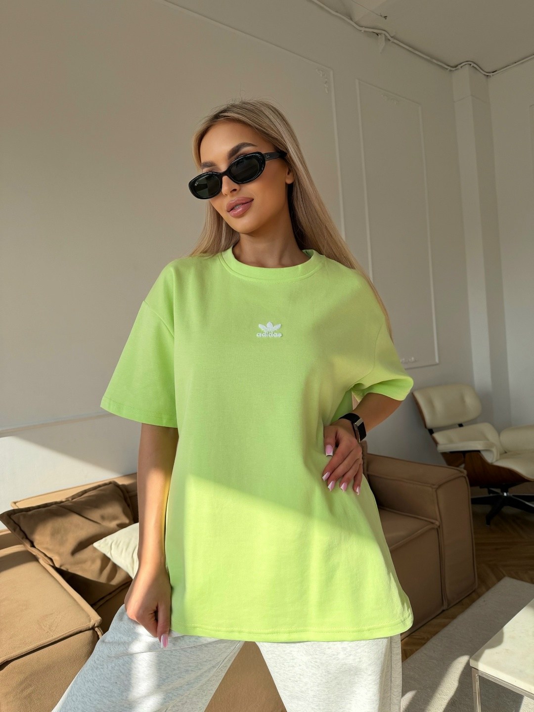 футболки оверсайз женские,футболка оверсайз,черная футболка оверсайз,футболки женская,футболка оверсайз трендовый