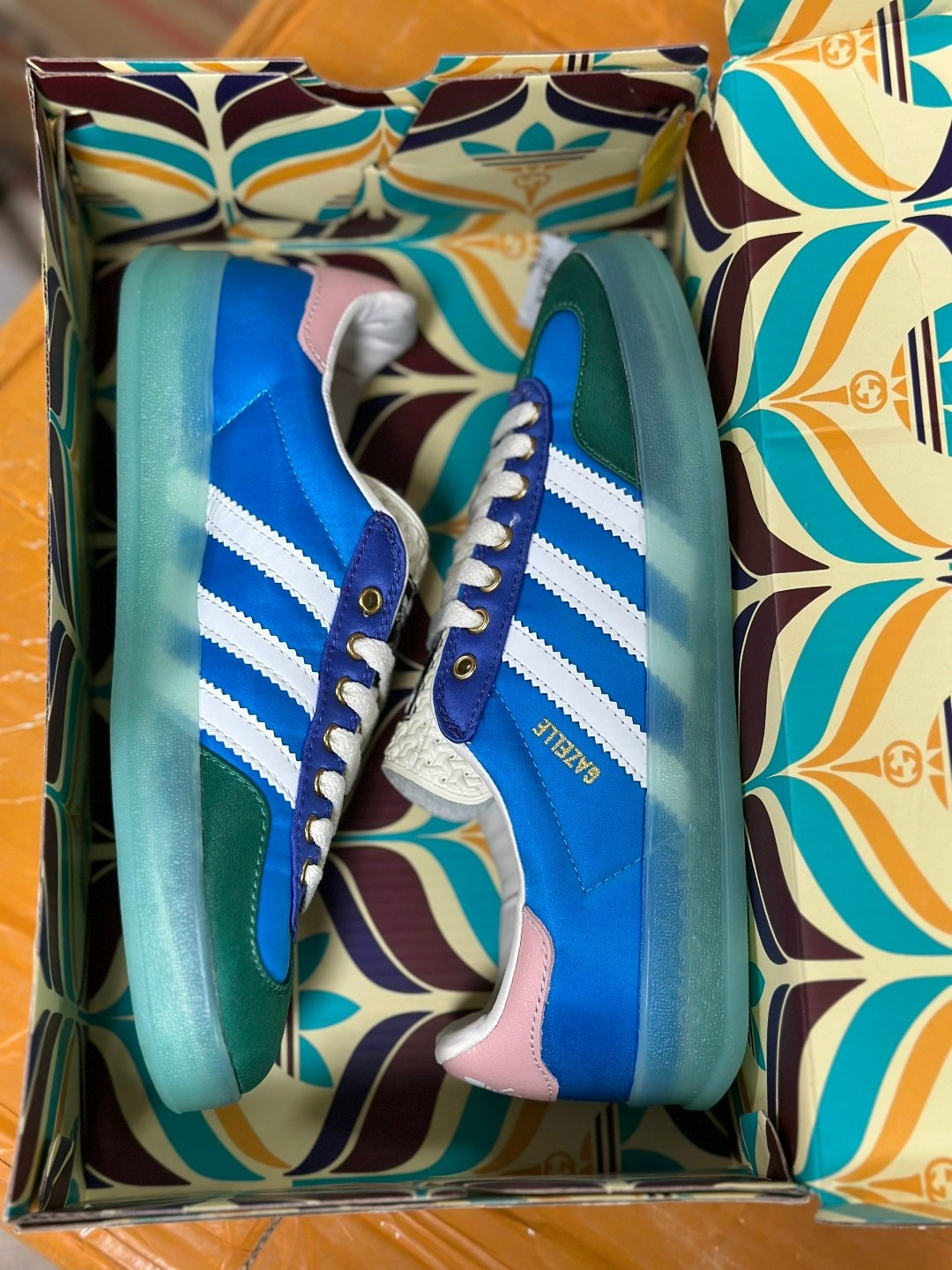 ,кроссовки adidas,кроссовки мужские женские adidas,кроссовки gazelle adidas,gazelle adidas