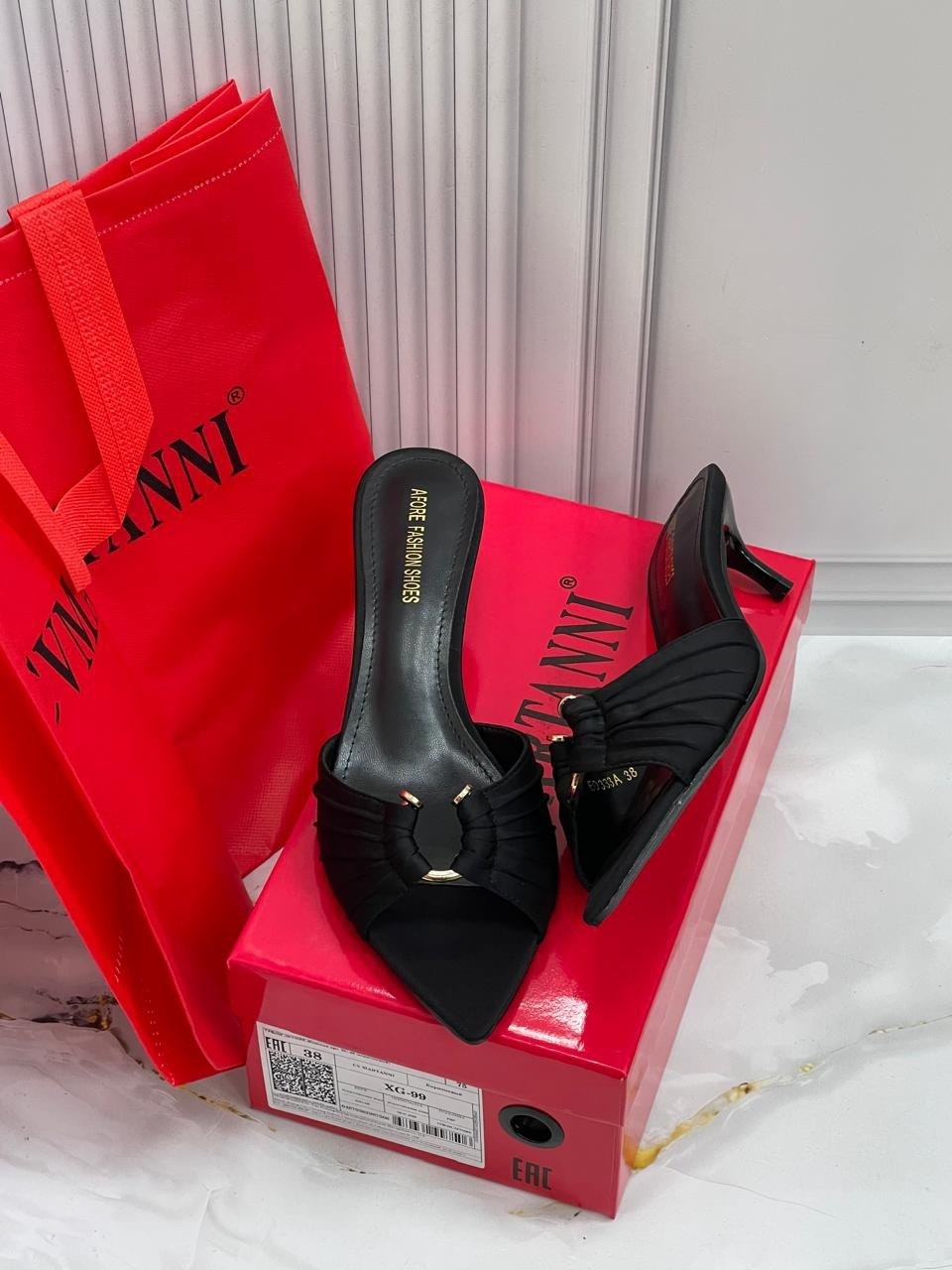 ,мюли женские,мюли на каблуке,туфли yves saint laurent,туфли saint laurent