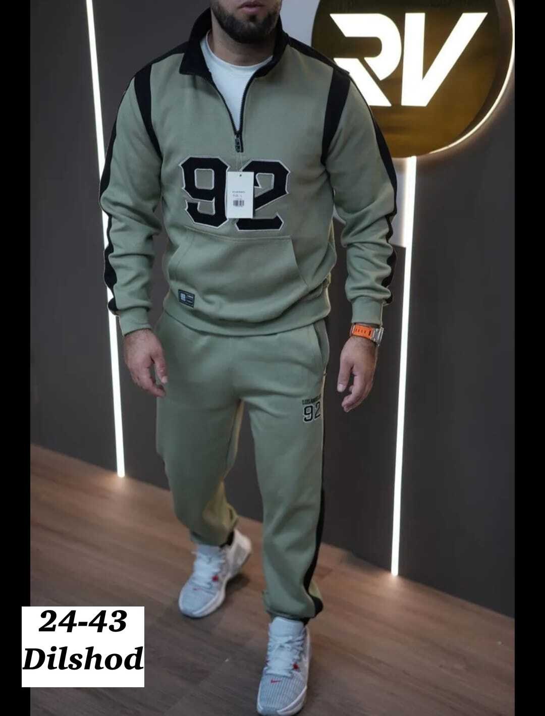 спортивные костюмы для мужчин,мужские спортивные костюмы,спортивный костюм мужской в полоску,спортивный костюм на флисе мужской,спортивный костюм с полосой мужской