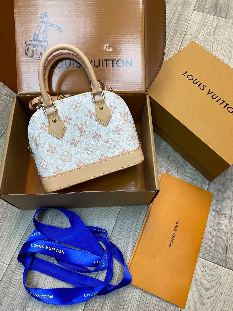 сумка женская louis vuitton,сумка louis vuitton,louis vuitton сумка на плечо,сумка на плечо louis vuitton louis vuitton,lv louis vuitton cope 1: 1 2026 женская сумочка