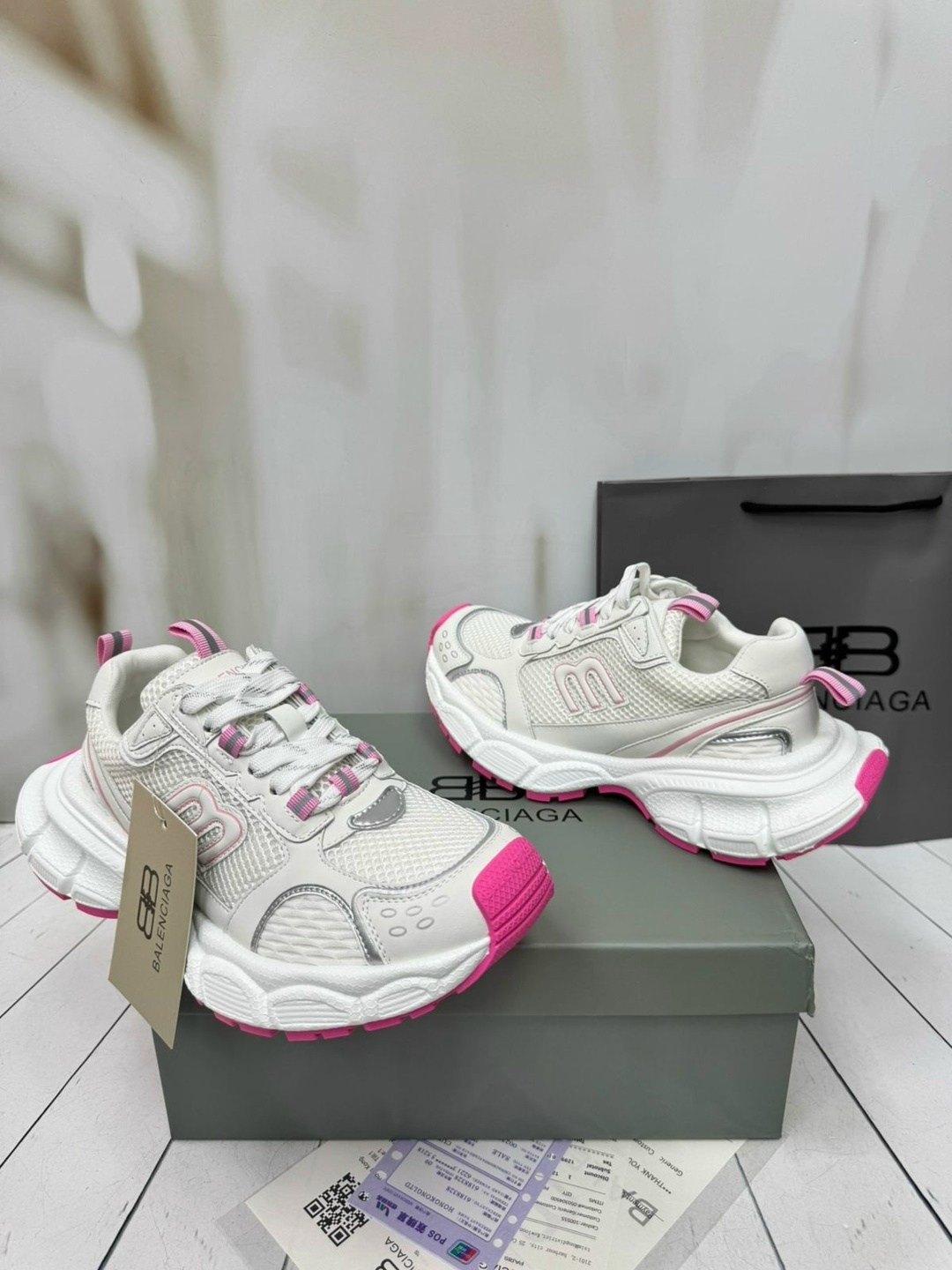 balenciaga кроссовки женские,кроссовки balenciaga,женские кроссовки, женская,кроссовки баленсиага женские