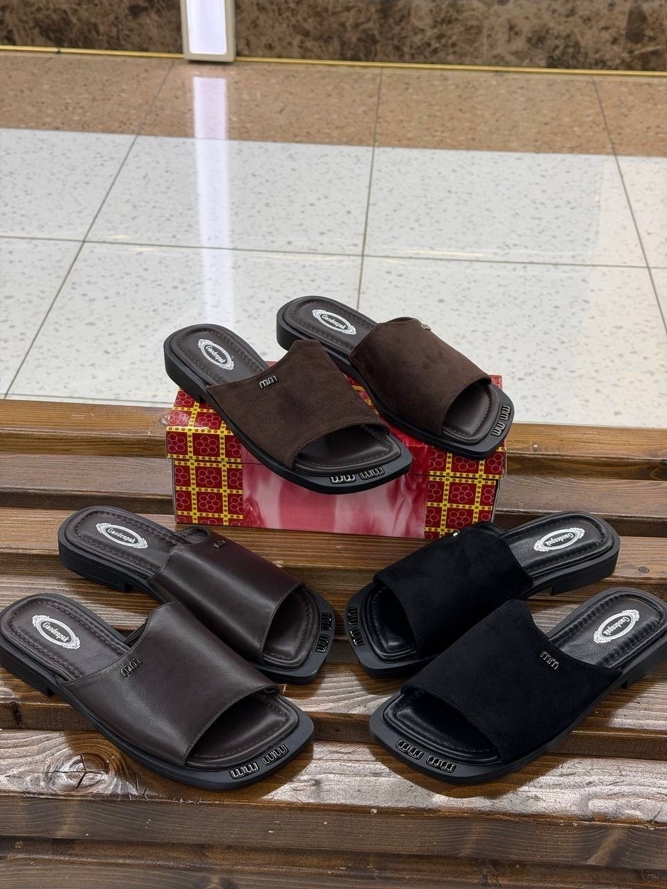 шлепанцы женские,,женские шлепки,модные тапочки,женская