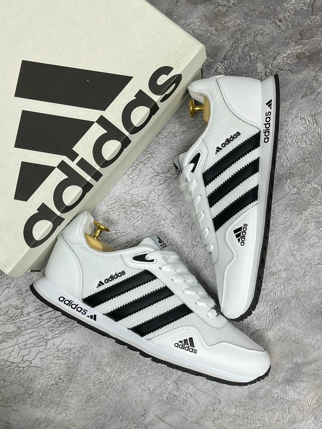 адидас кроссовки cl-assics,кроссовки adidas,кроссовки мужские adidas,кроссовки,кроссовки адидас