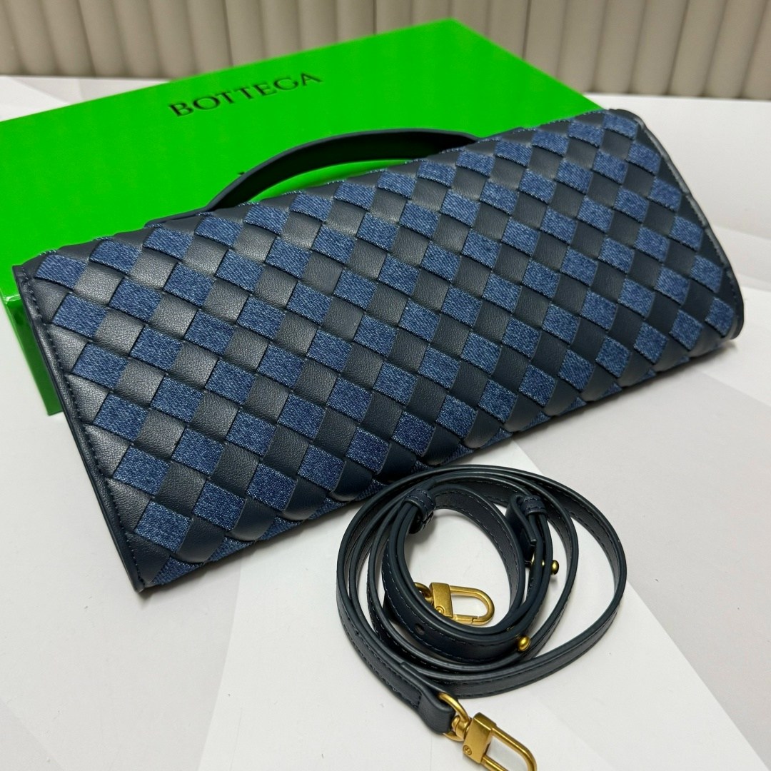 женский кожаный клатч bottega veneta andiamo черный,женская сумка bottega veneta,клатч bottega veneta,bottega veneta сумка,клатч bottega veneta andiamo