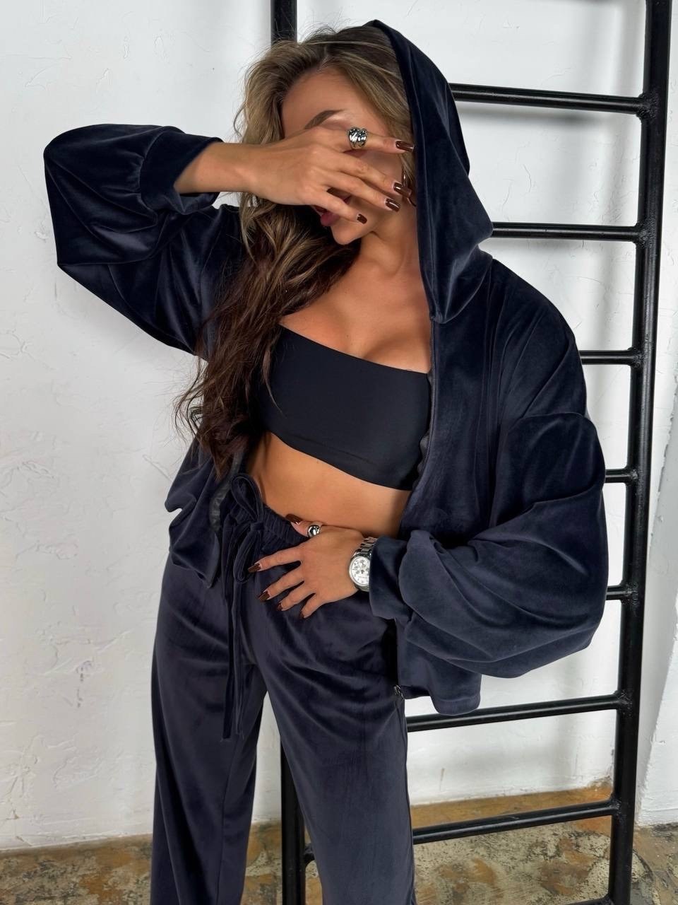 костюм велюровый с брюками палаццо,костюм велюровый бархатный с капюшоном и брюками палаццо zakiya shop,костюм велюровый с брюками,велюровый костюм,велюровый брючный костюм kapsa shop