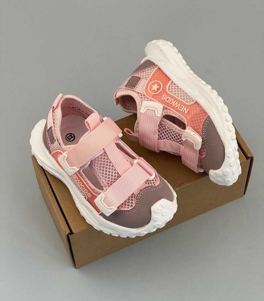 детские сандалии,кроссовки детские,детская ,босоножки детские,сандалии для девочек