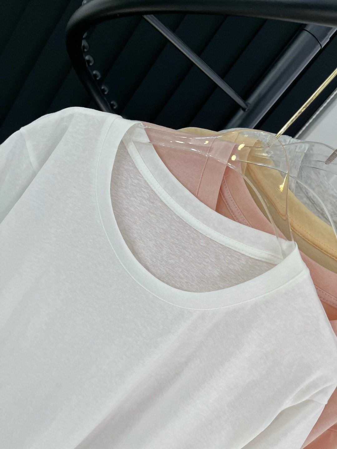 футболки женская,летние футболки,футболки для женщин,футболки модные,футболка белая