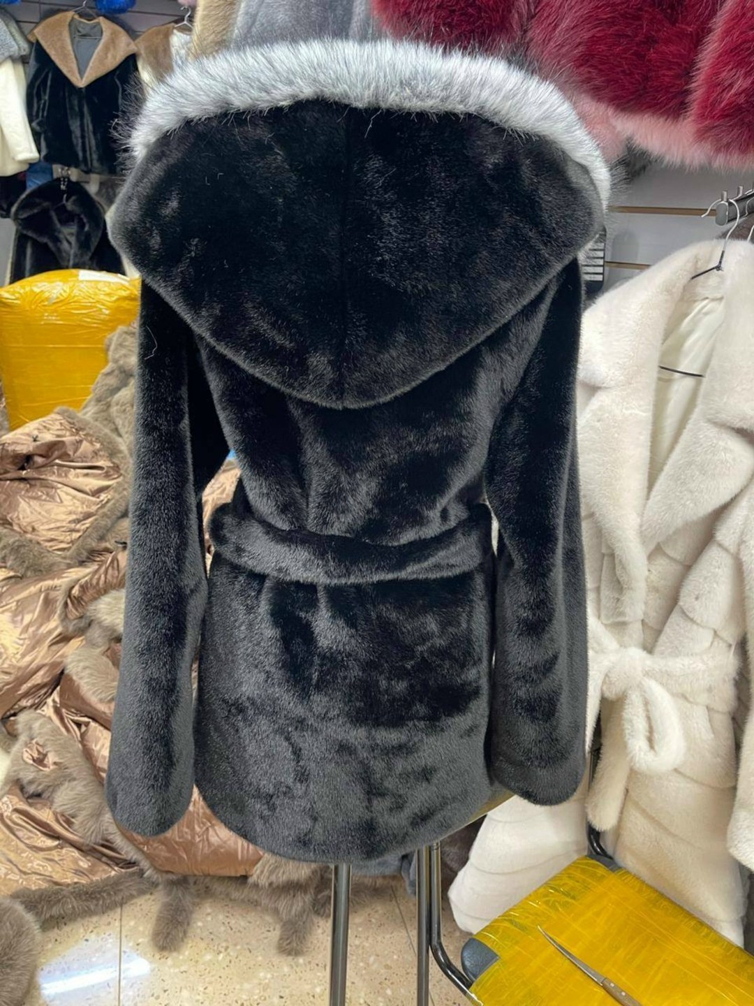 мутоновые шубы,шуба из мутона,женская шуба,норковая шуба,шубка