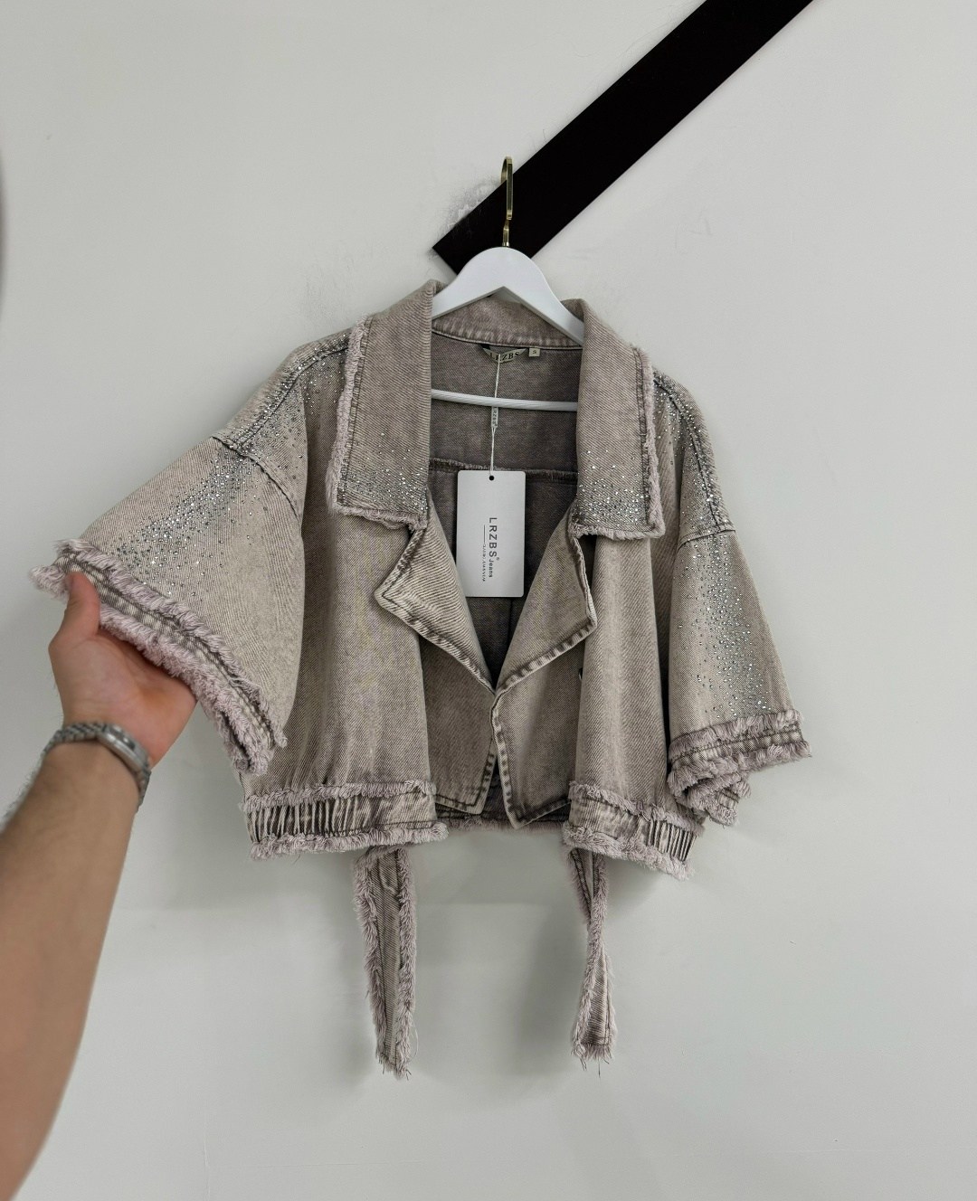 женские джинсовые куртки,джинсовая куртка,джинсовая куртка диор,джинсовая куртка повседневная,женская джинсовая куртка с заклепками