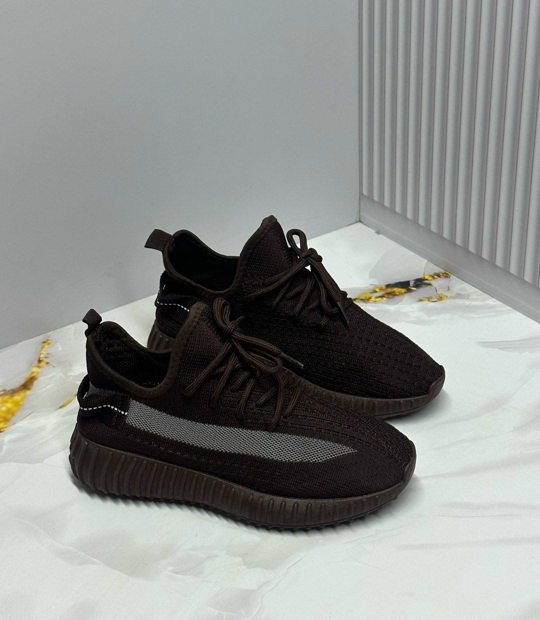 ,кроссовки adidas yeezy boost 350,кроссовки adidas yeezy boost,adidas yeezy boost 350 v 2,модные кроссовки изи