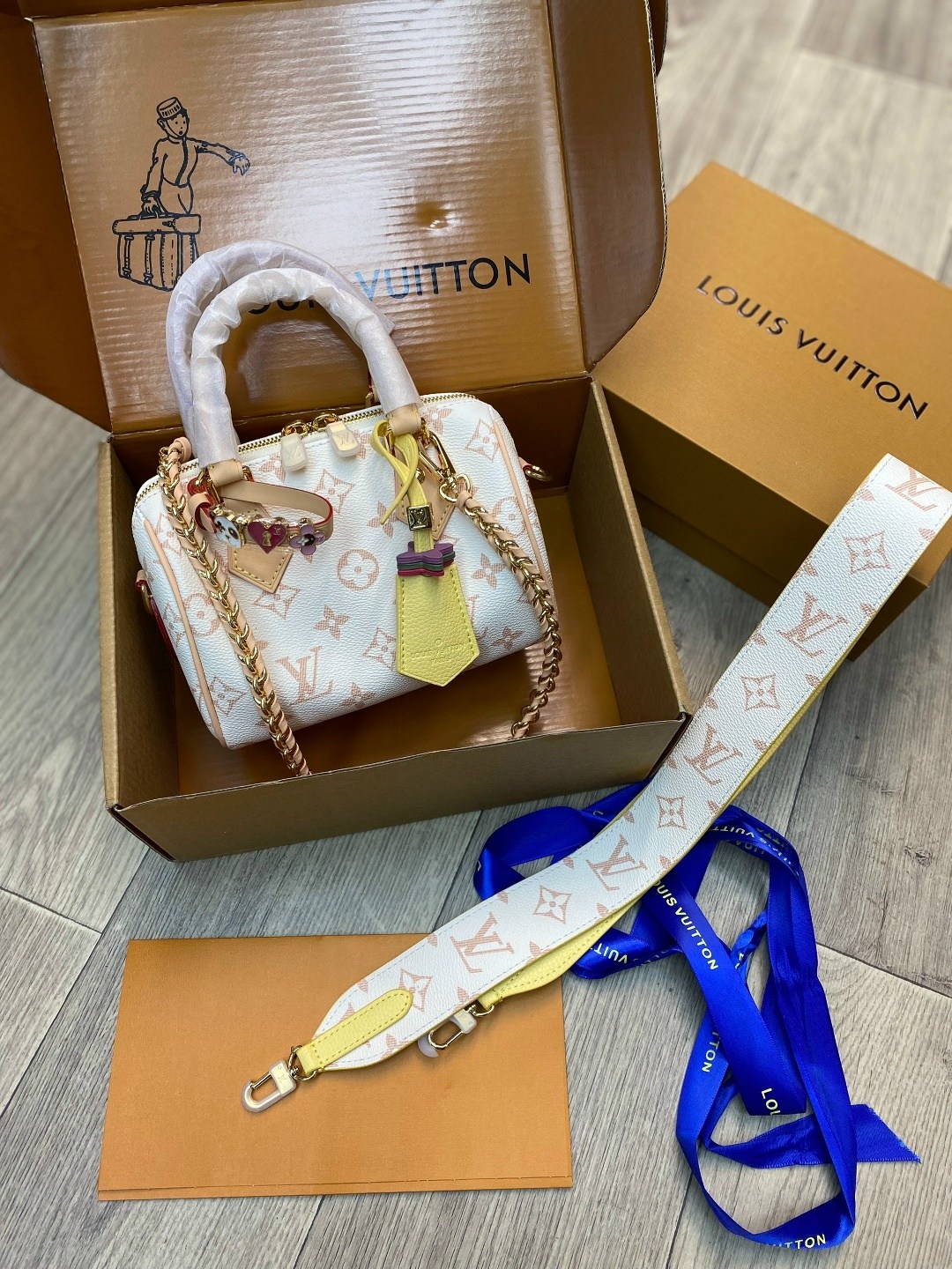 louis vuitton сумка на плечо,cумка louis vuitton,louis vuitton женская сумка,сумка,комплект сумка