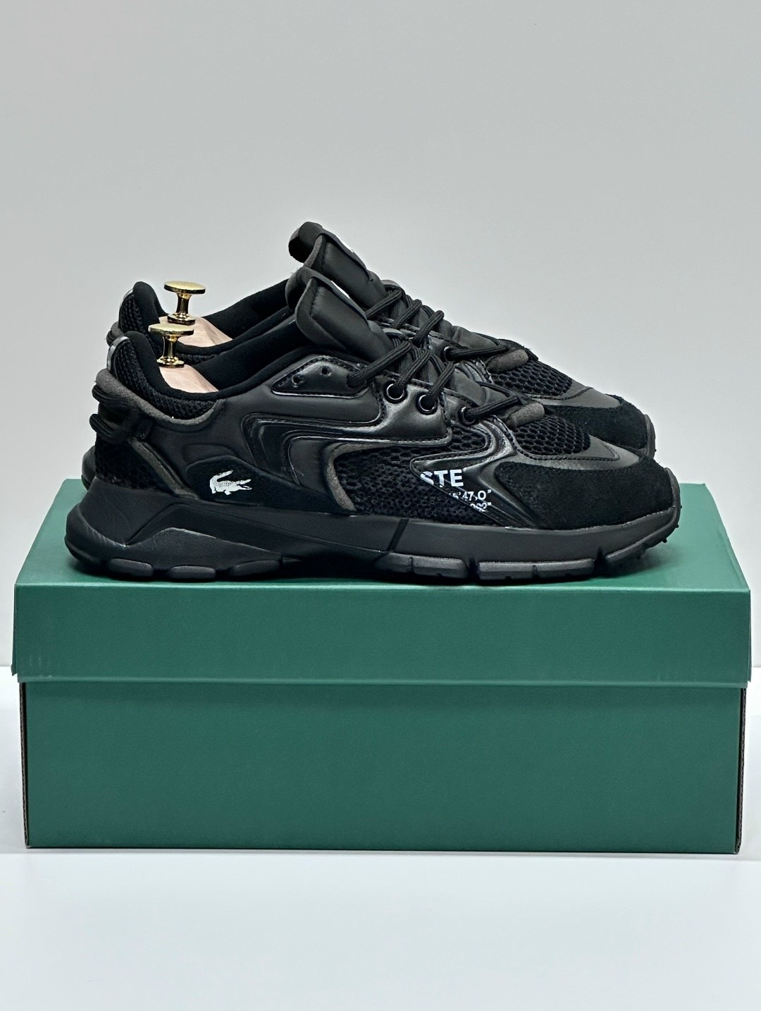 lacoste кроссовки,кроссовки,кроссовки мужские lacoste,мужские кроссовки,кроссовки для мужчин