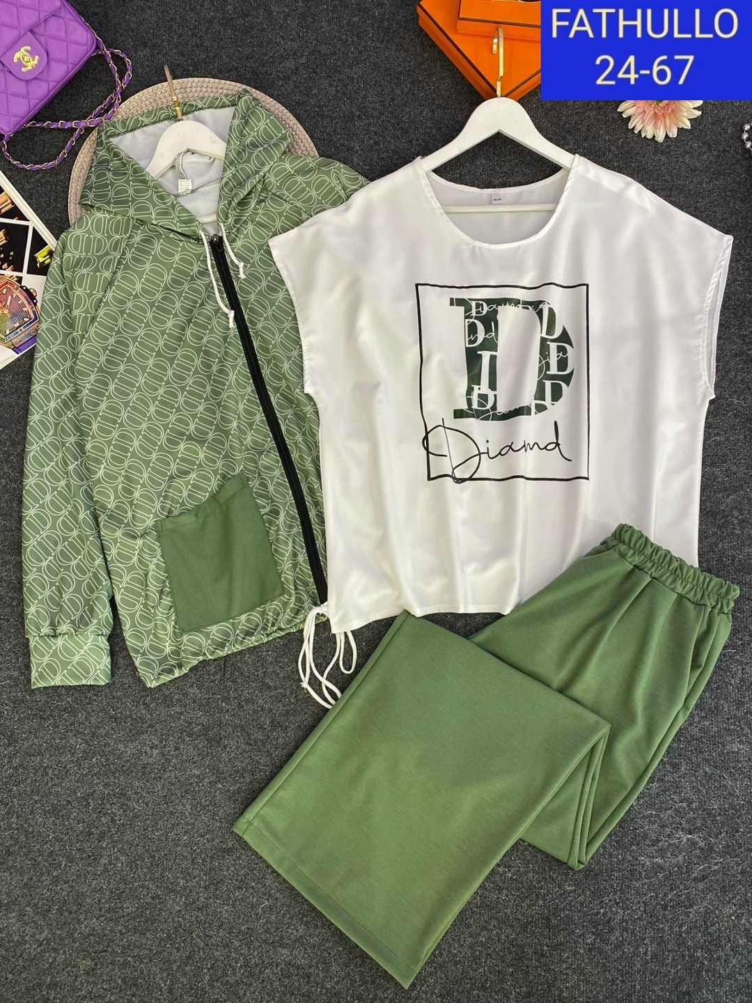 костюм двойка женский большого размера,женские костюмы больших размеров,костюм женский тройка,женский спортивный костюм больших размеров,женский костюм двойка