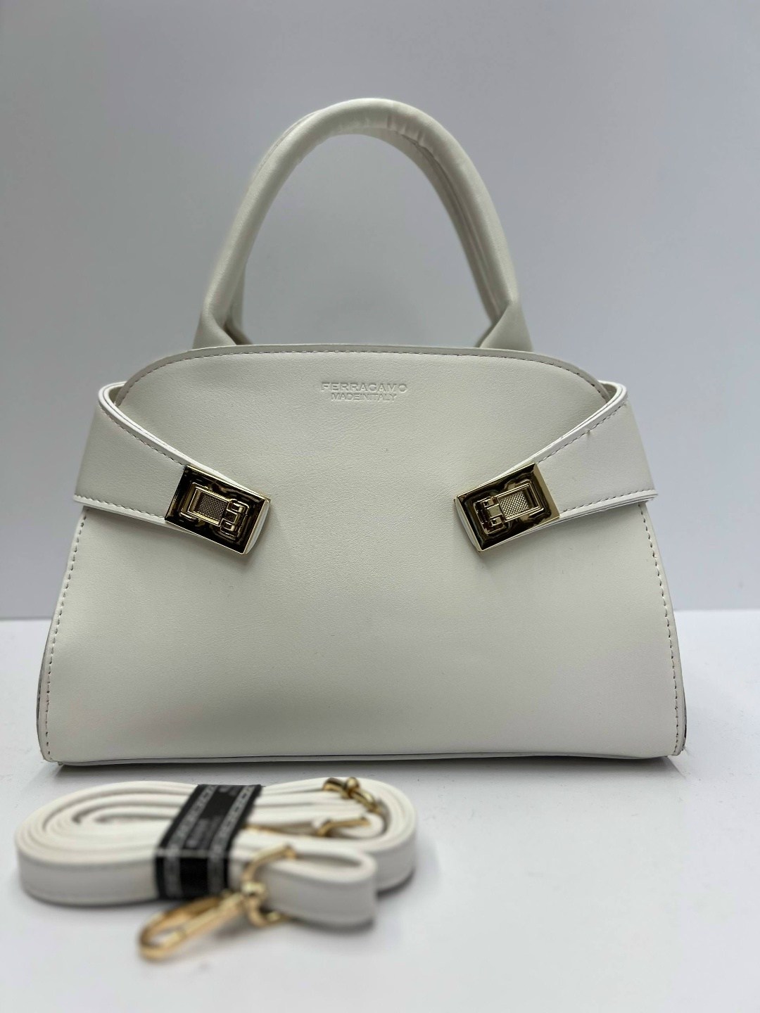 сумка,женская сумка,сумка ferragamo,бежевая сумка,сумка фенди оригинал