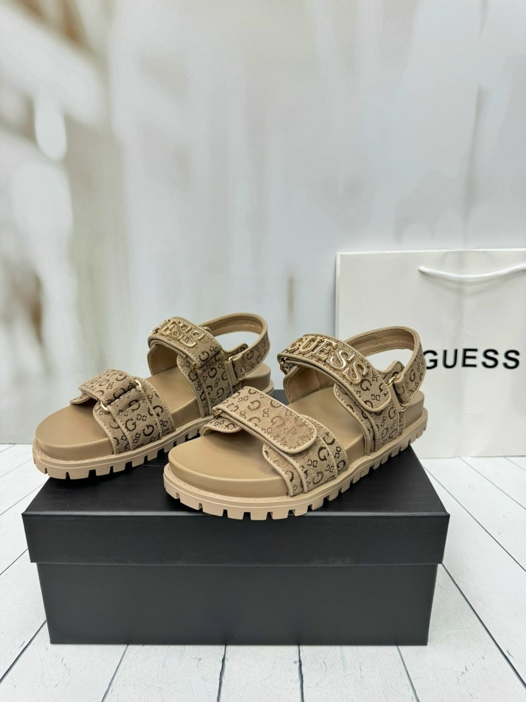 сандалии guess,сандалии guess сандалии,босоножки guess,сандали guess fl6fbsfal03 бежевый,,сандалии guess fabelis