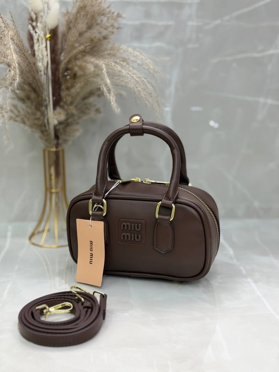 сумка женская miu miu,сумка miu miu,сумка,сумка женская,женская кожаная сумка miu miu arcadie mini белая