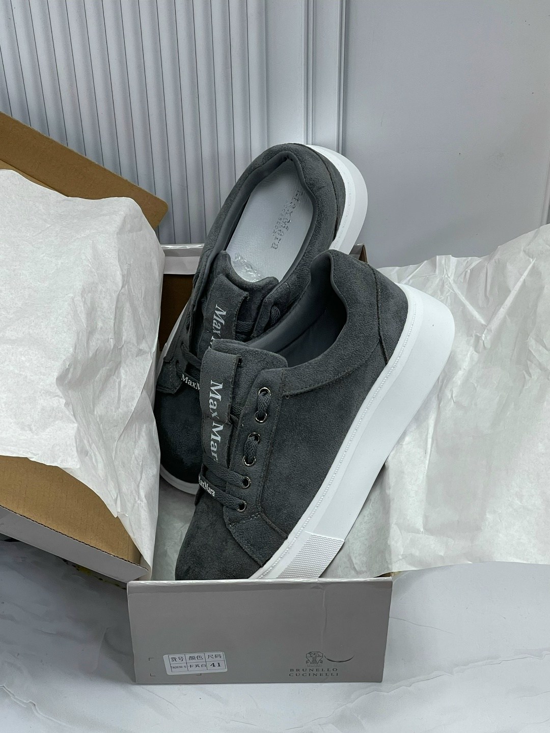 ,серые замшевые кеды,замшевые кеды,женские кроссовки,кеды женски