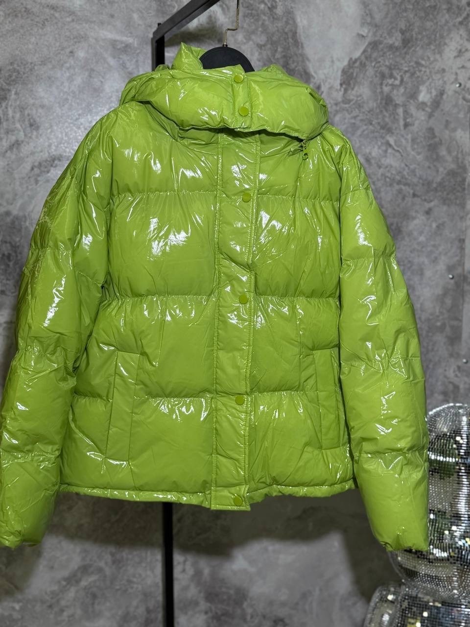 куртка пуховик,пуховик для женщин,куртка модная,куртка яркая,куртка pinko regular fit лаймовый