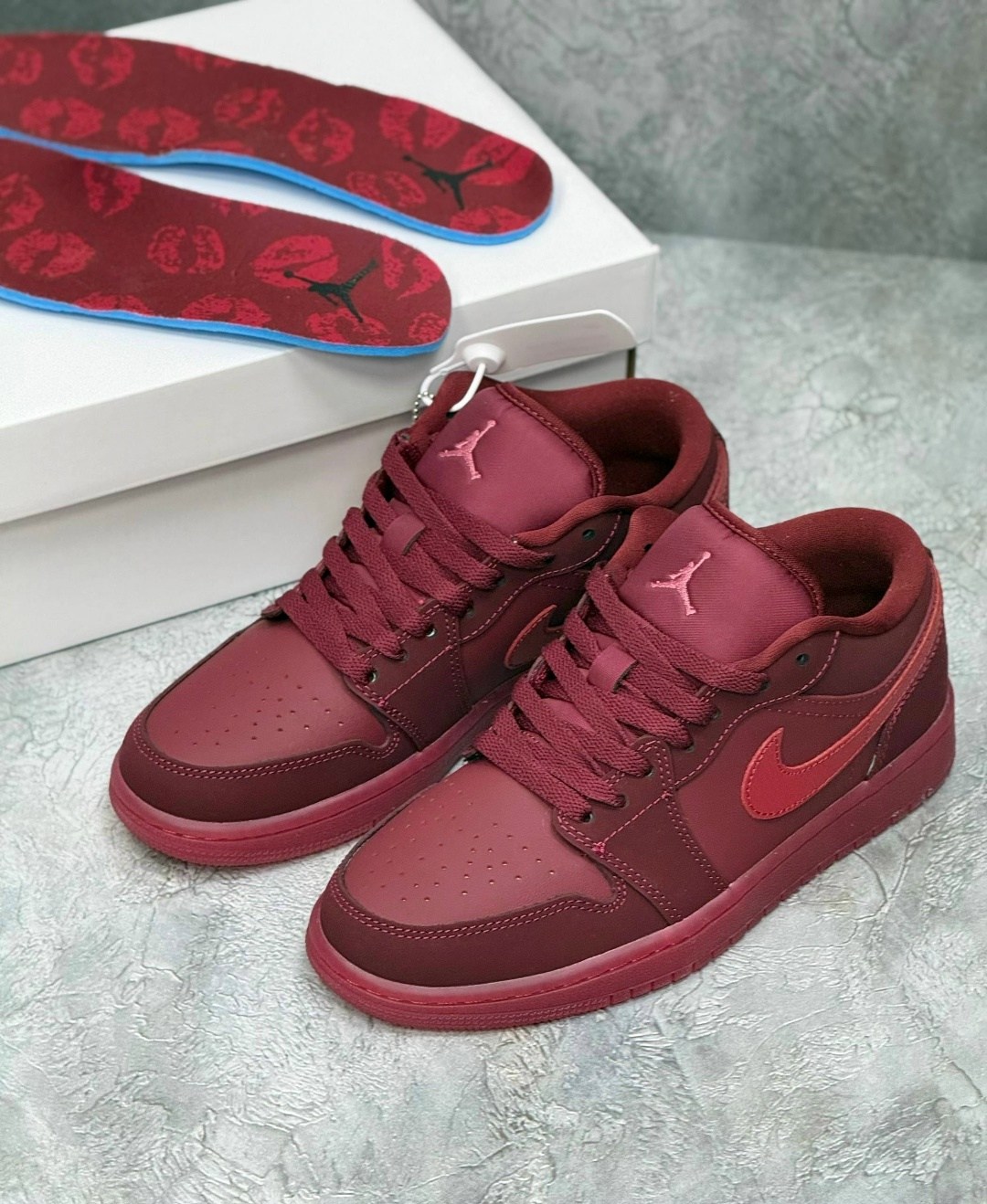 кроссовки,красные кроссовки,air jordan 1 low,nike air jordan 1,nike air jordan 1 low