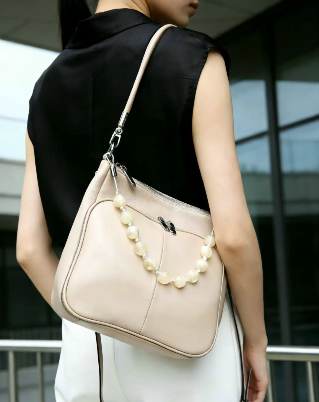 сумки женская,сумка,женская кожаная сумка,бежевая сумка,модная сумка