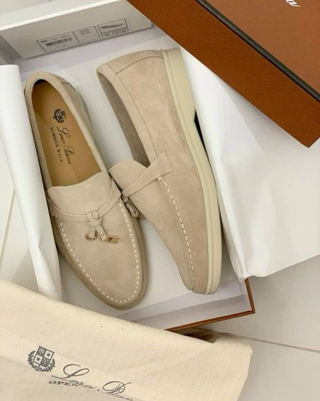 лоферы loro piana,замшевые лоферы loro piana,лоферы женские loro piana,лоферы loro piana summer walk замшевые коричневые,мокасины loro piana summer walk коричневые