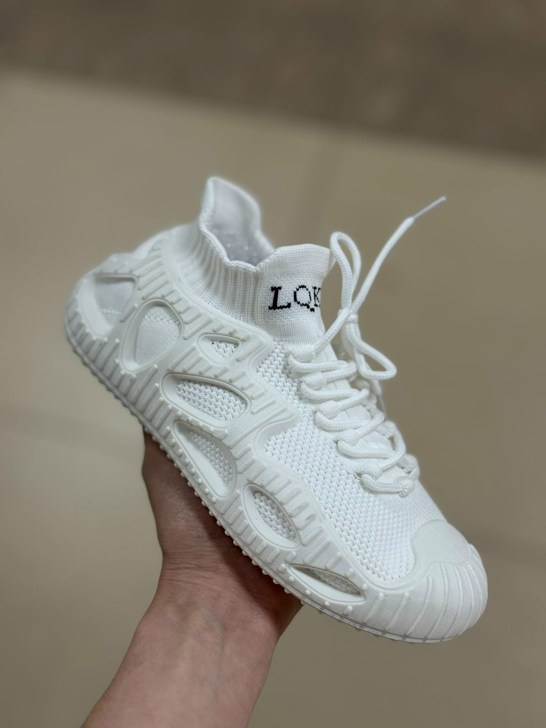 кроссовки,кроссовки текстильные изики,женские кроссовки,спортивная ,повседневные кроссовки