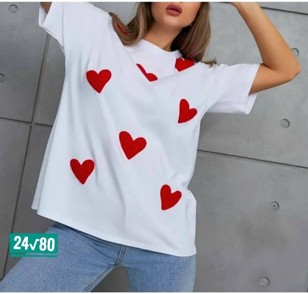 женская футболка оверсайз,футболка оверсайз с,женская футболка,футболка оверсайз с сердцами,футболка оверсайз с сердечками