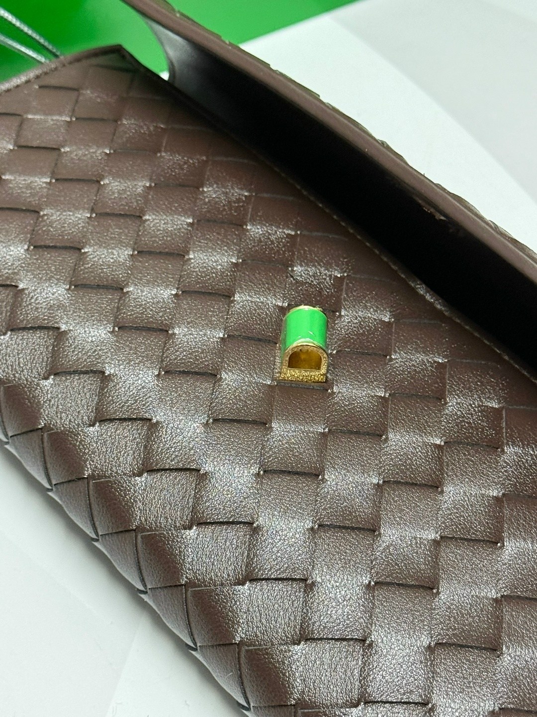 клатч bottega veneta,сумка женская bottega veneta,сумка bottega veneta,клатч bottega veneta andiamo,сумка клатч плетеная в стиле боттега bottega veneta