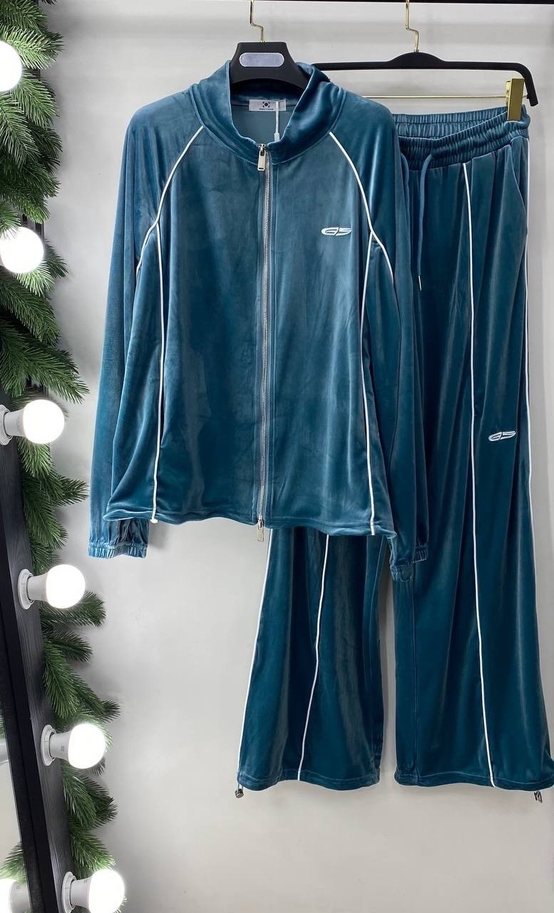 костюм спортивный celine,белый спортивный костюм в стиле celine,спортивный костюм,спортивный костюм для женщин