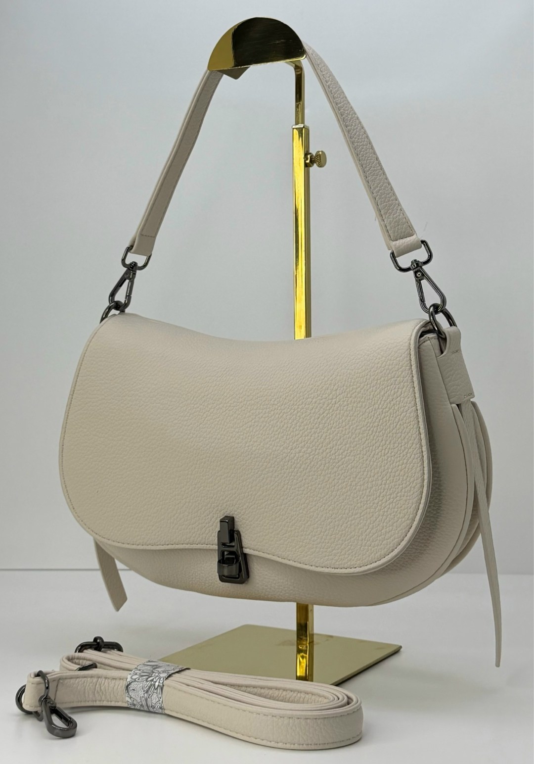 сумка,женская сумка,черная женская сумка,черная сумка,coccinelle сумка