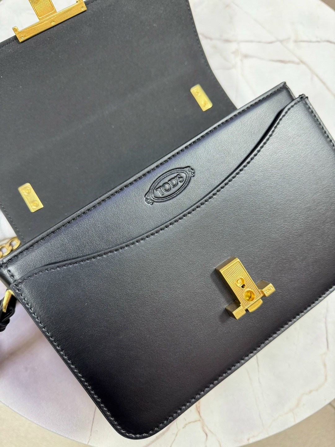 сумка,tod’s сумка багет на плечо,сумка на плечо,сумки модные,сумки женская