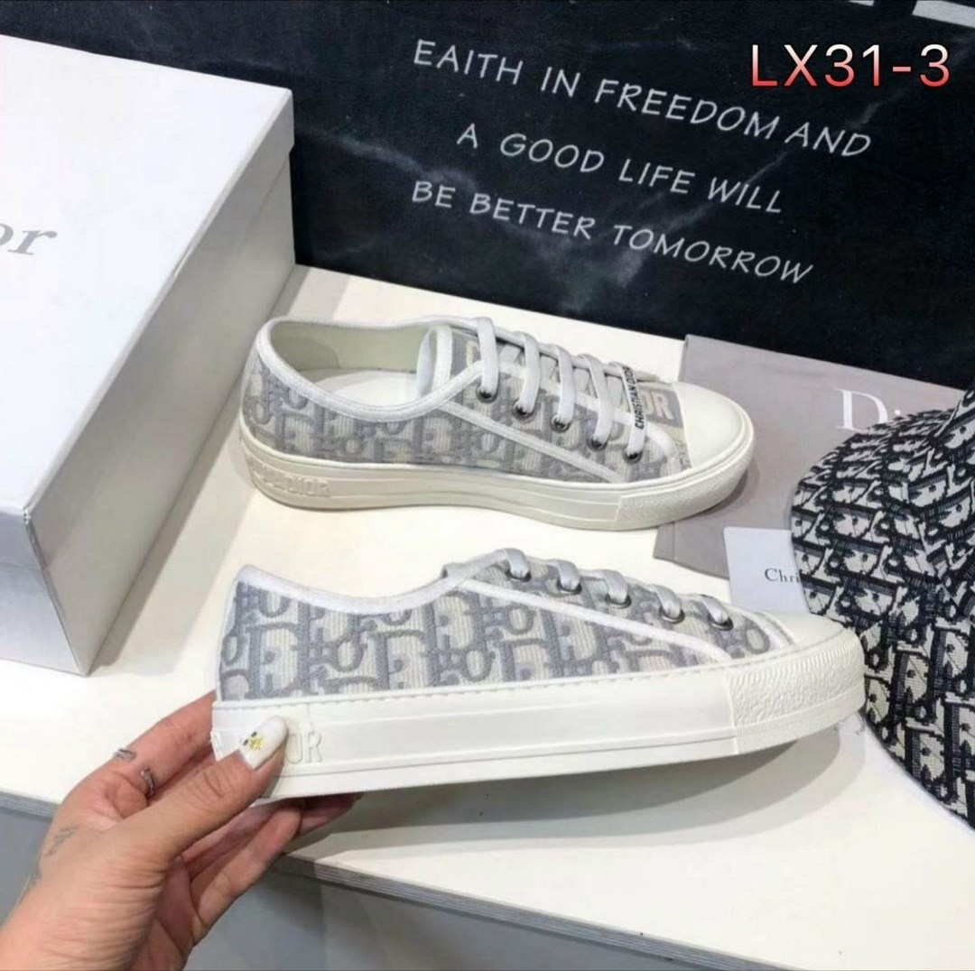 кеды christian dior,кеды dior женские,dior кеды,christian dior серые текстильные кеды walkndior для женщин,кеды christian dior walk n dior с логотипом розовый