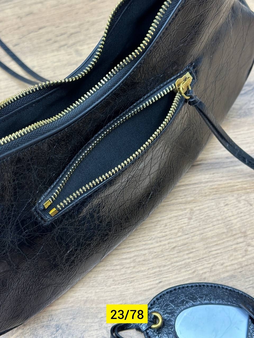 сумка balenciaga xs le cagole shoulder черный,balenciaga сумка женская,сумка баленсиага,balenciaga сумка на плечо le cagole xs,balenciaga сумка