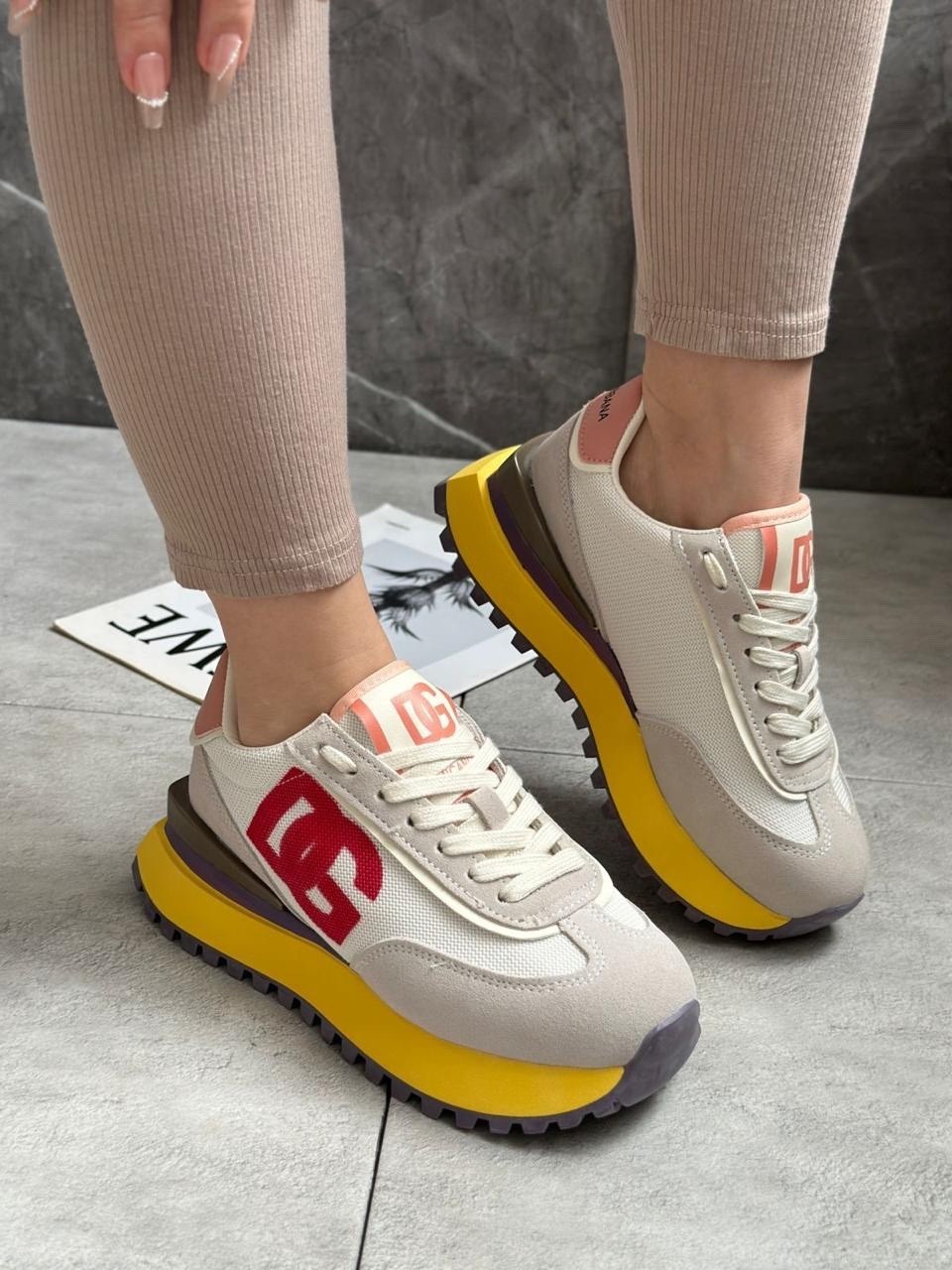 кроссовки женскиe,,кроссовки для женщин,кроссовки модные,кроссовка