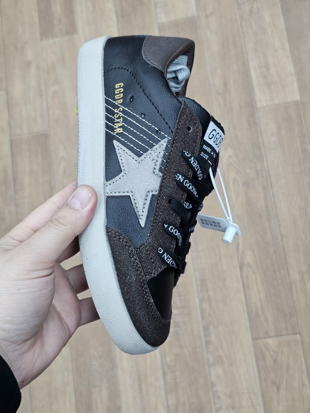 golden goose кеды super-star с блестками серебристый,,голден гус кеды блестящие,голден гус кеды,блестящие кроссовки