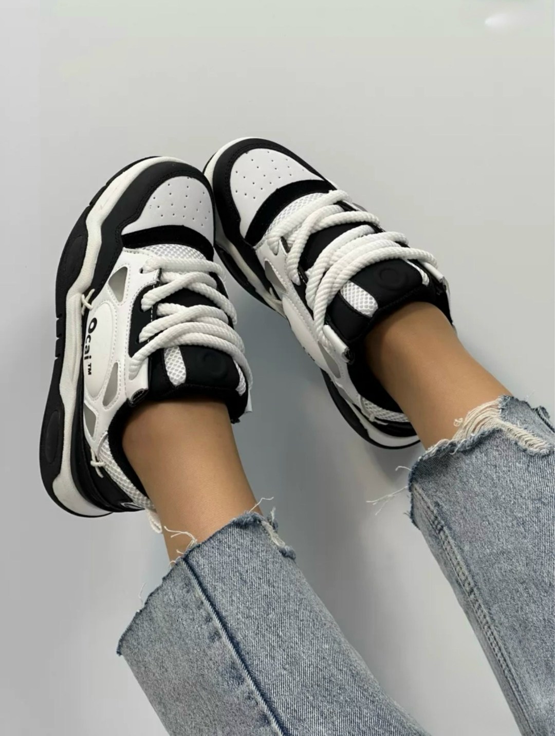 кроссовки,женские кроссовки,модные кроссовки,повседневные кроссовки,кроссовки удобные