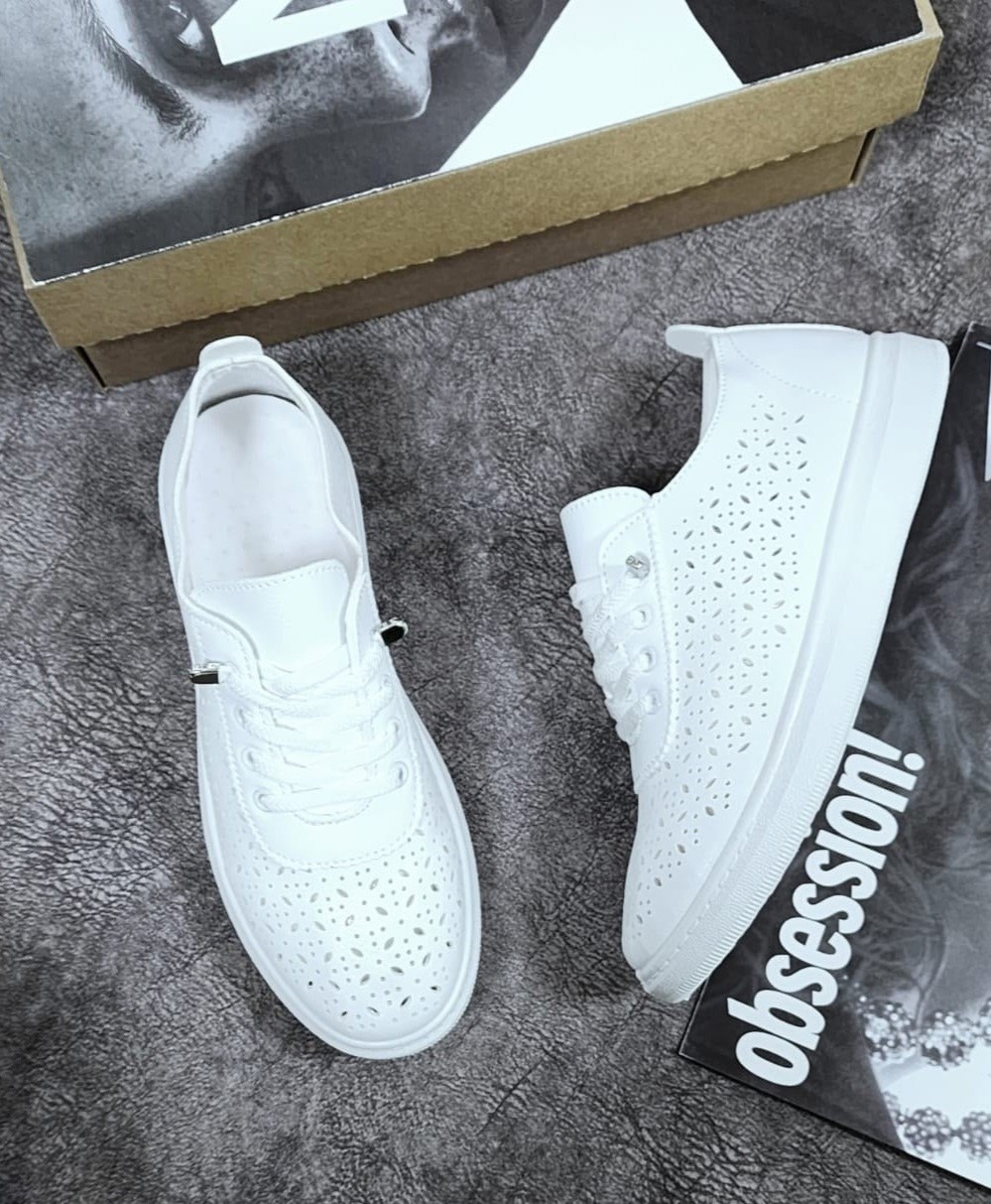 ,кроссовки женские с перфорацией,кеды с перфорацией,кеды женские,кеды женски