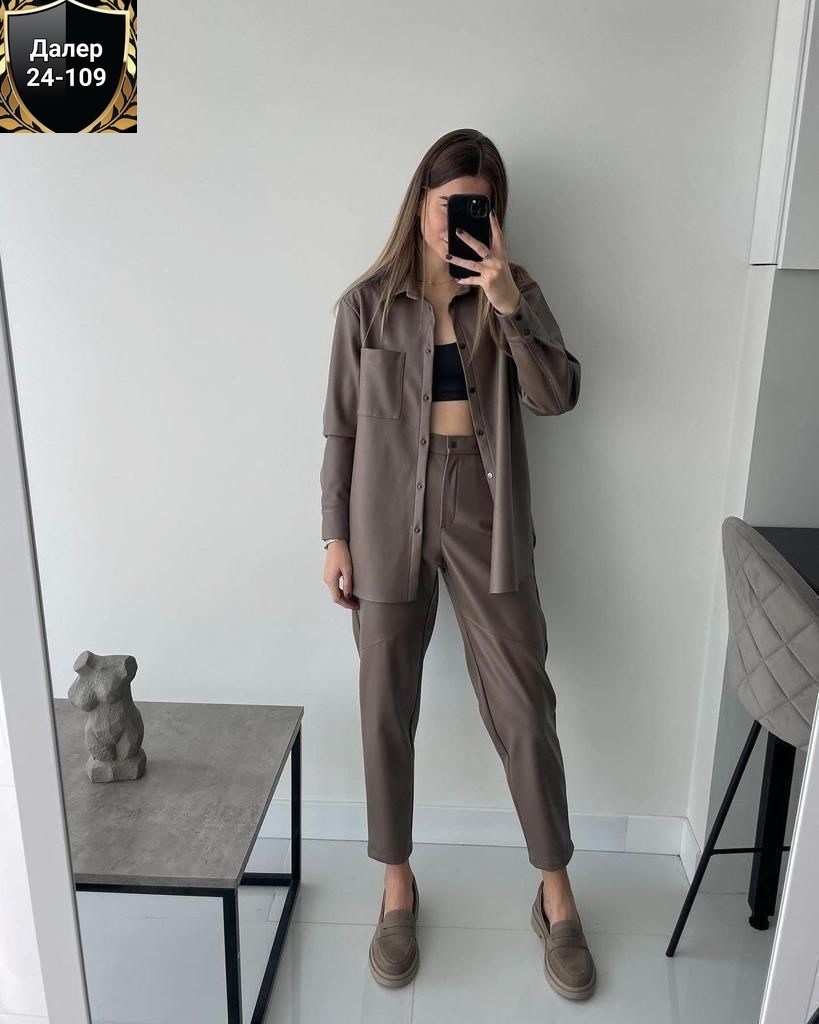 костюм женский,костюм двойка женский,костюм из экокожи,женские брючные костюмы,кожаный брючный костюм женский