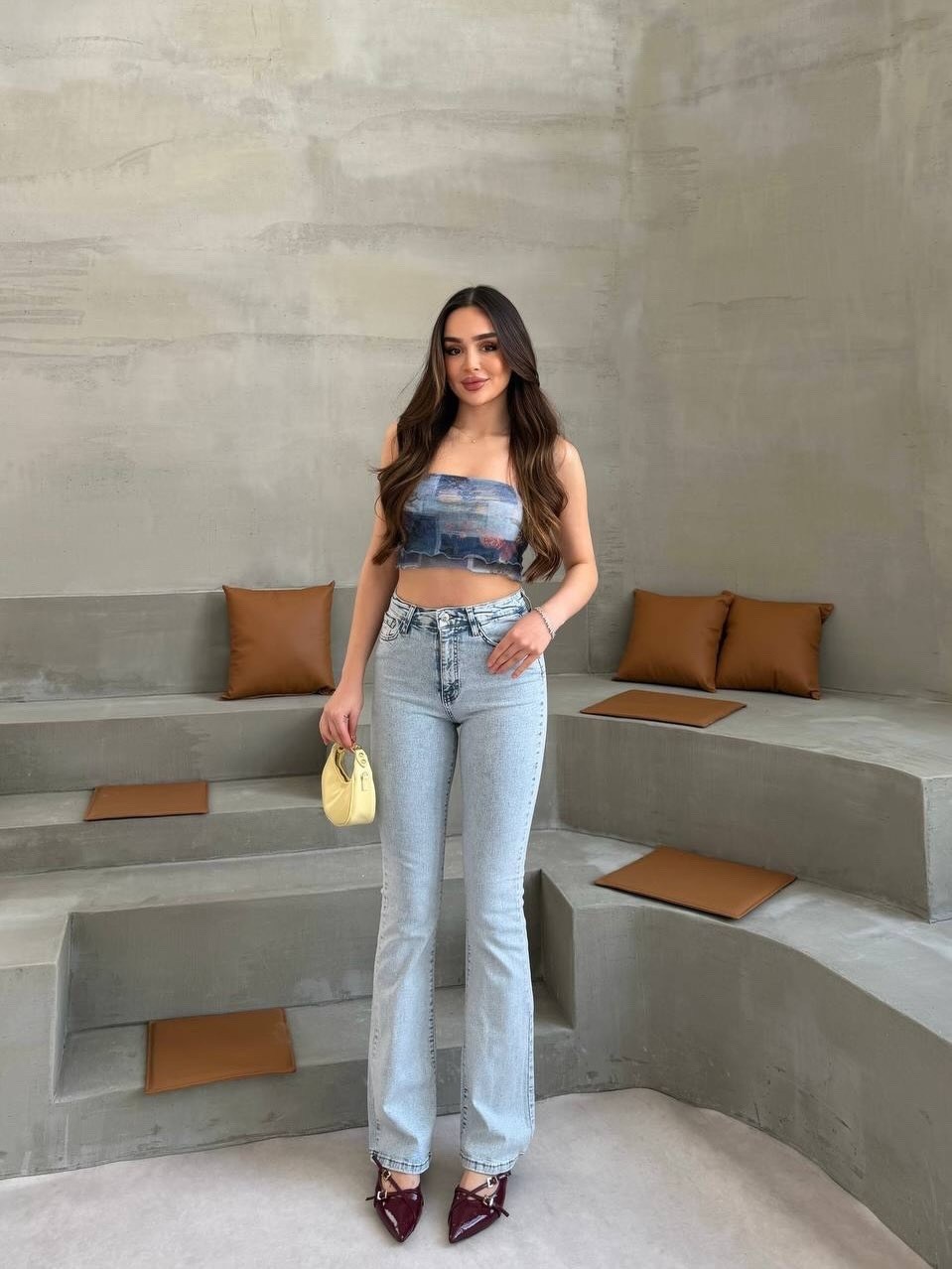 женские джинсы клеш,женские джинсы,джинсы,узкие джинсы