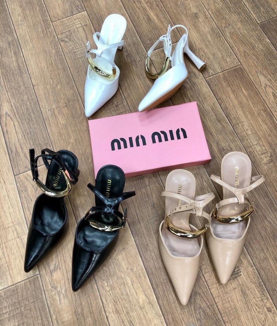 ,босоножки на каблуках,босоножки женские,замшевые босоножки,модные туфли