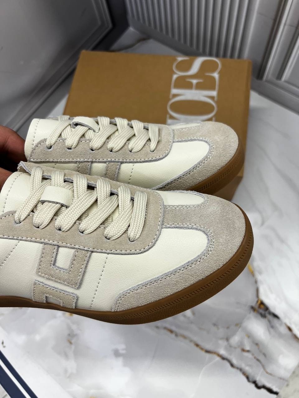 ,женские кроссовки,кроссовки hogan,спортивная ,стильные кроссовки